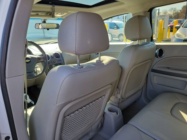 Used 2011 Chevrolet HHR LT w/ LT Preferred Equipment Group image 13