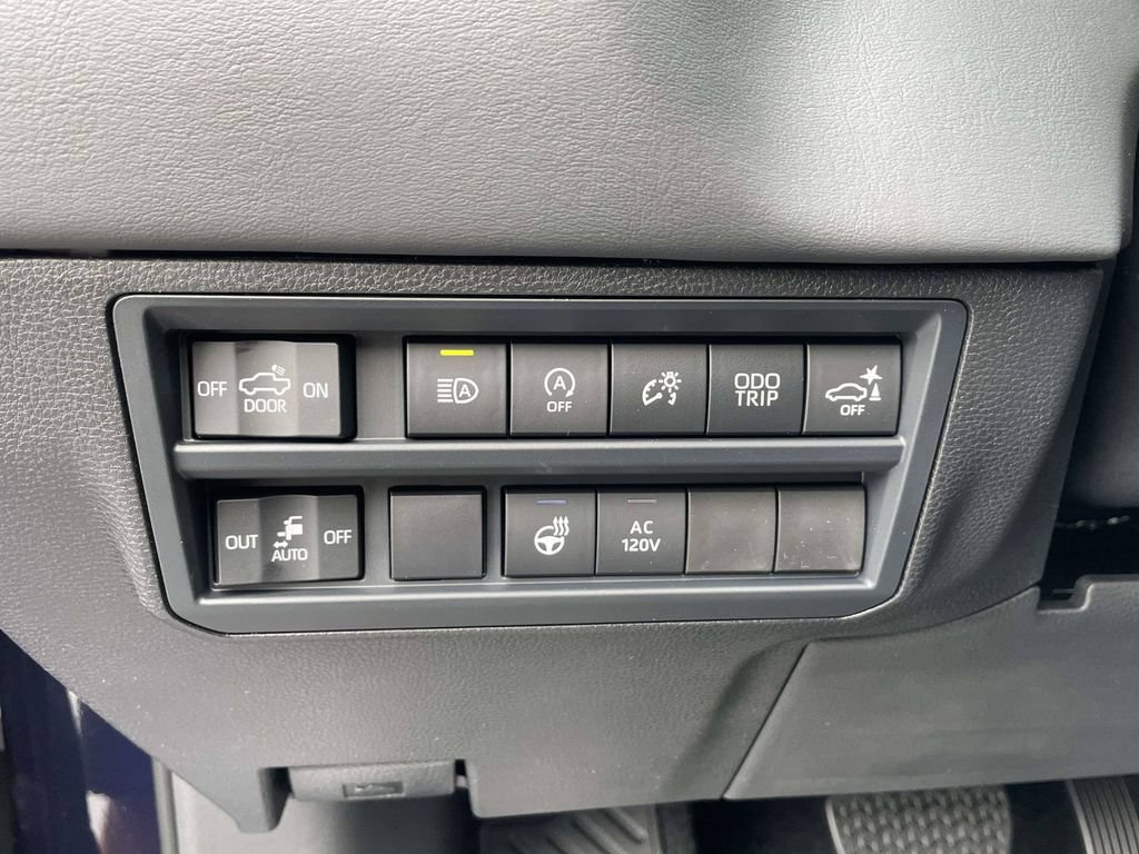 New 2026 Toyota Tundra Platinum AWD/4WD image 30