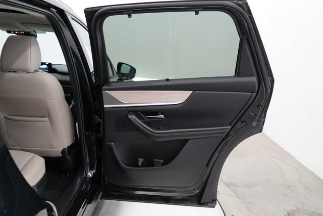 Used 2024 MAZDA CX-90 Plug-In Hybrid w/ Preferred image 51
