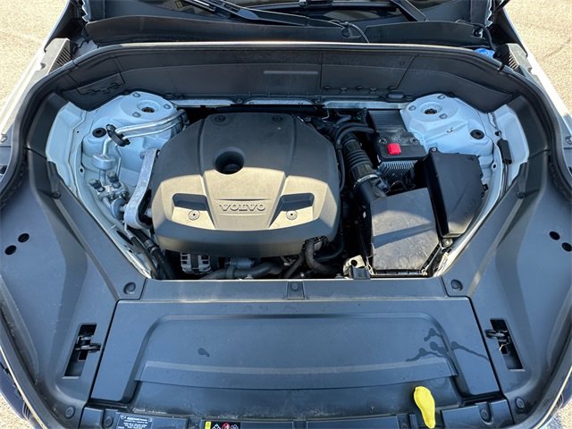 Used 2021 Volvo XC90 T6 Momentum w/ Climate Package image 32