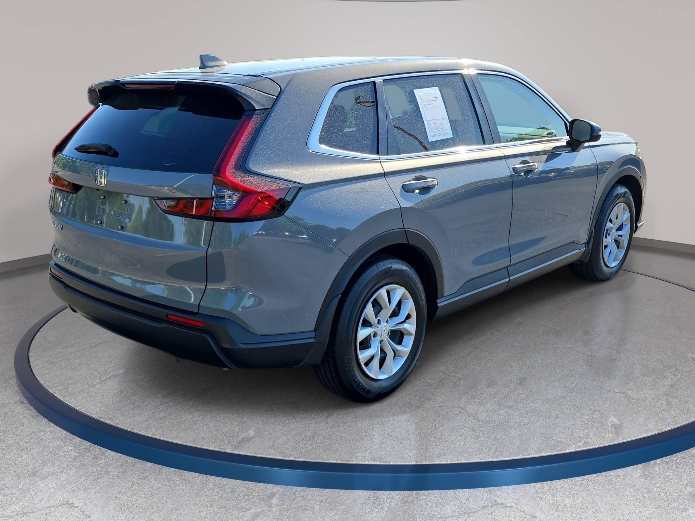 Used 2025 Honda CR-V LX image 5