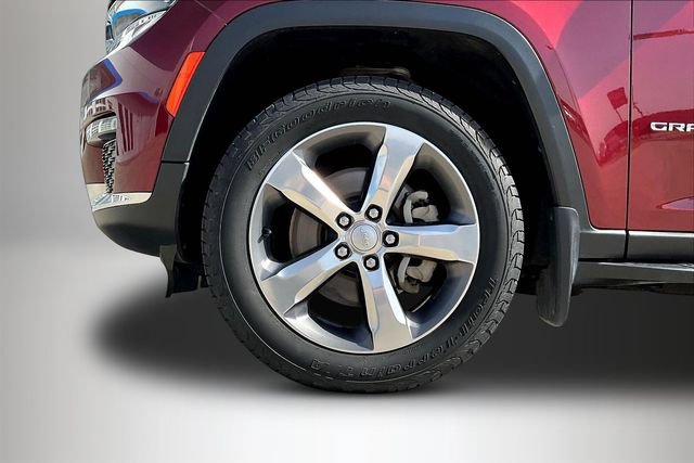 Used 2021 Jeep Grand Cherokee L Limited AWD/4WD image 35