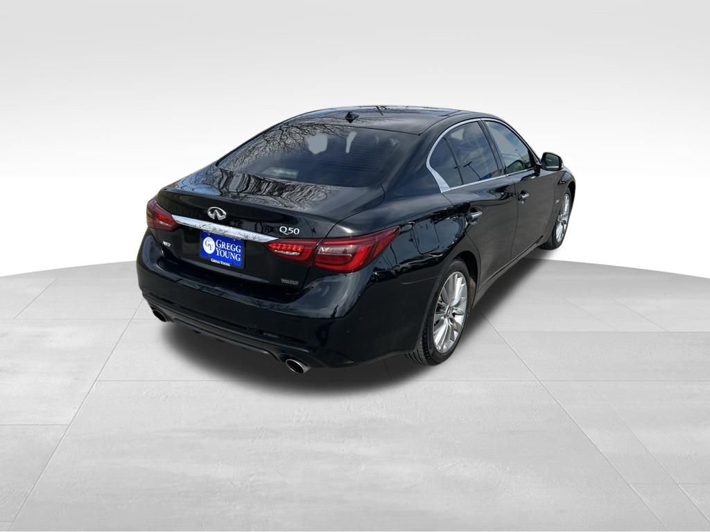Used 2018 INFINITI Q50 Luxe w/ Essential Package (3.0T Luxe) AWD/4WD image 6