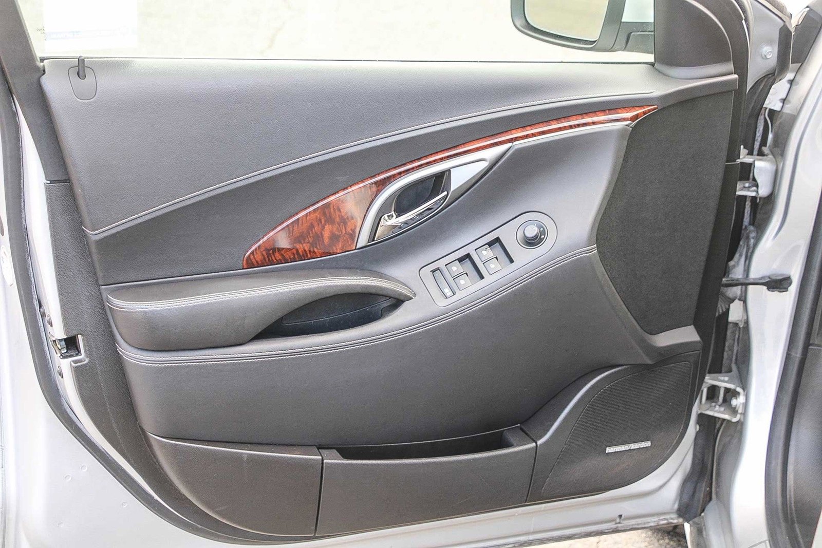 Used 2013 Buick LaCrosse Touring image 20