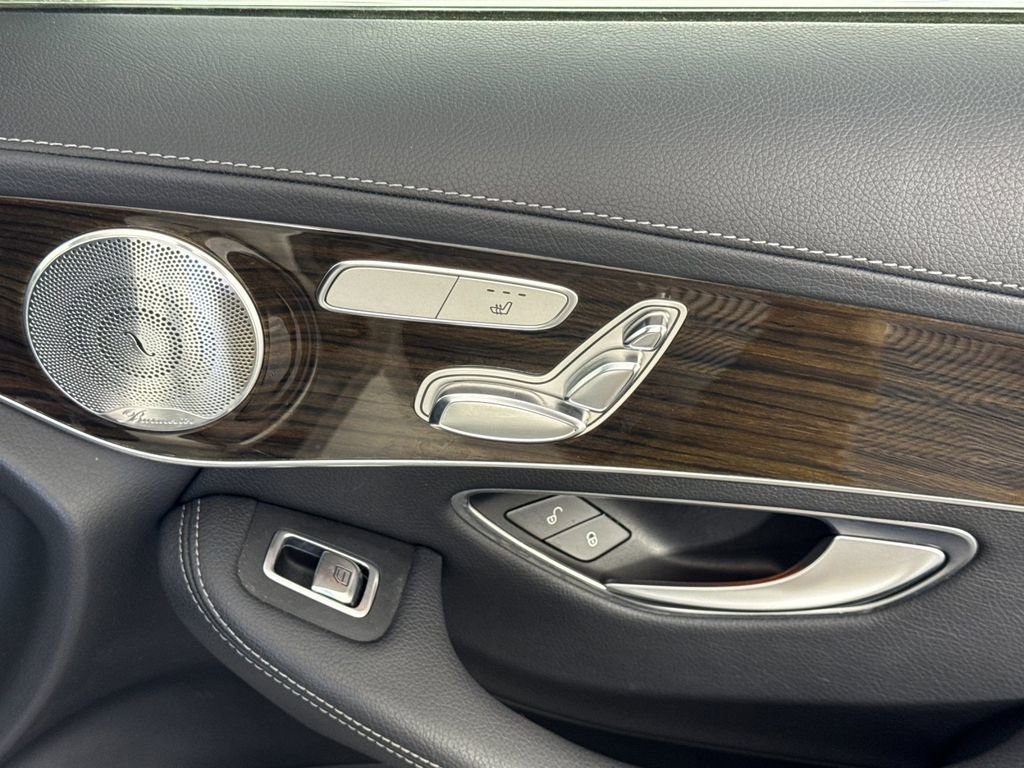 Used 2017 Mercedes-Benz GLC 300 image 40