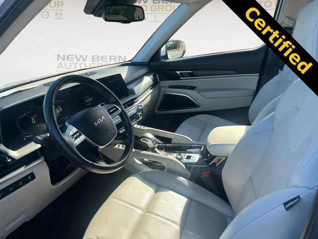 Used 2024 Kia Telluride EX w/ EX Captain's Chair Package image 9