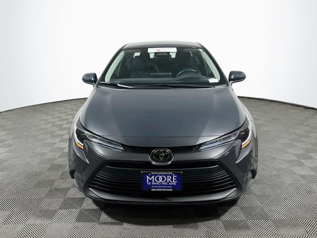 Certified 2025 Toyota Corolla LE FWD image 2