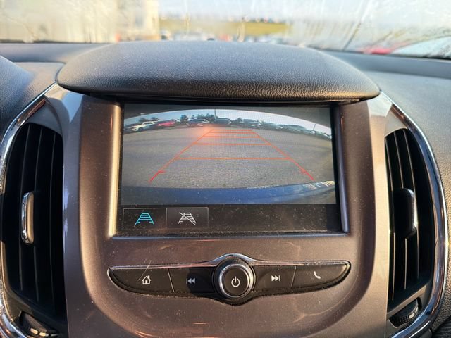 Used 2017 Chevrolet Cruze LT FWD image 12