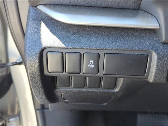 Used 2018 Mitsubishi Eclipse Cross LE image 14