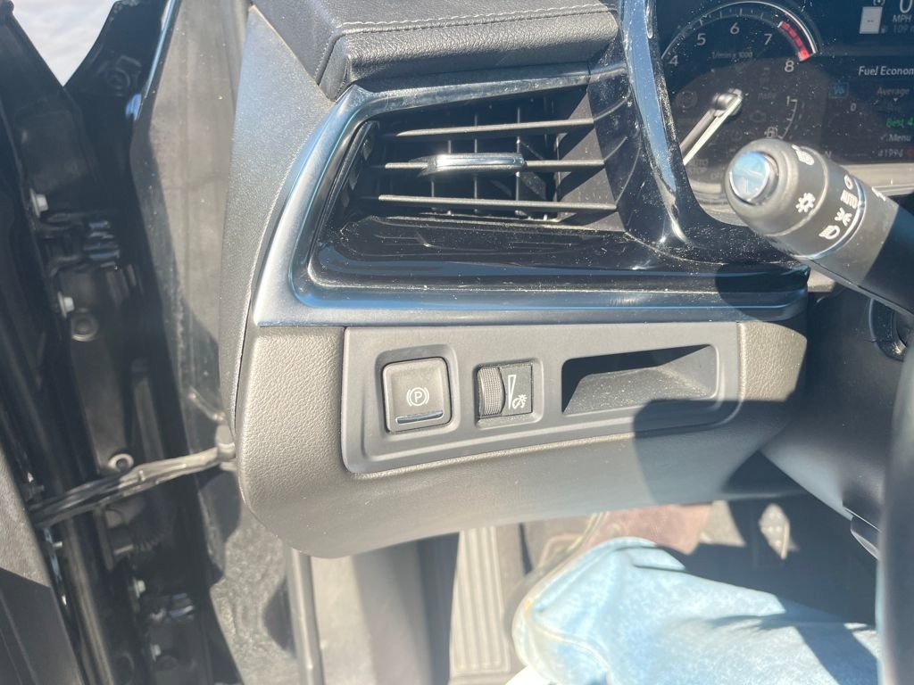 Used 2024 Cadillac XT6 Premium Luxury image 13