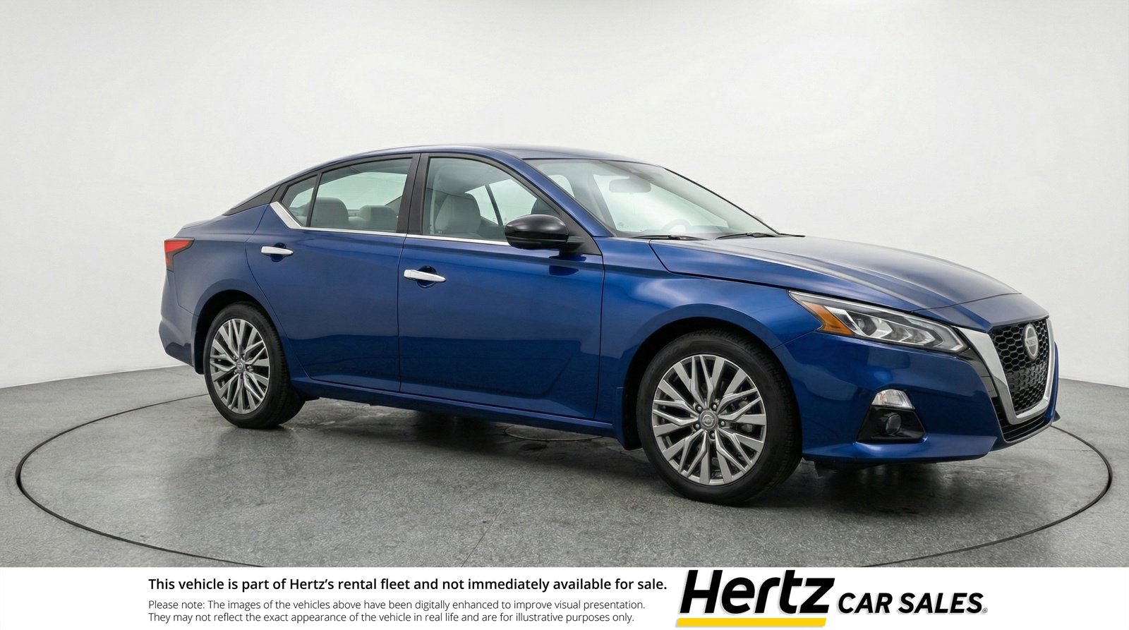 Used 2025 Nissan Altima 2.5 SV image 1