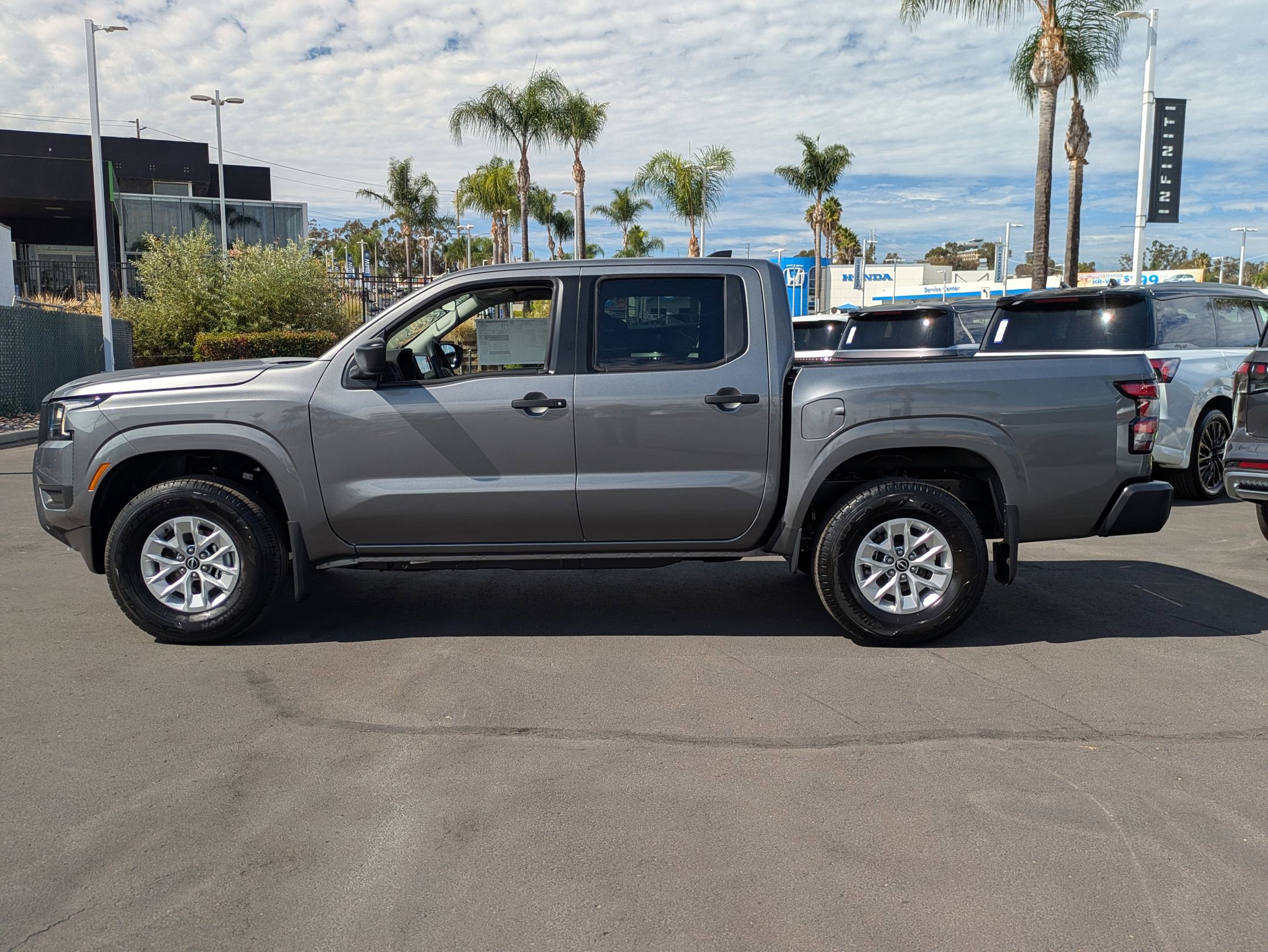 New 2026 Nissan Frontier S image 5