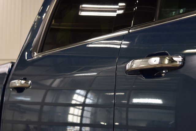 Used 2024 Chevrolet Silverado 3500 High Country w/ Technology Package image 22