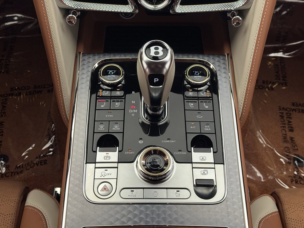 New 2026 Bentley Flying Spur Plug-In Hybrid image 44