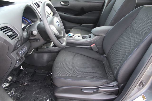 Used 2017 Nissan Leaf S w/ Charge Package image 30