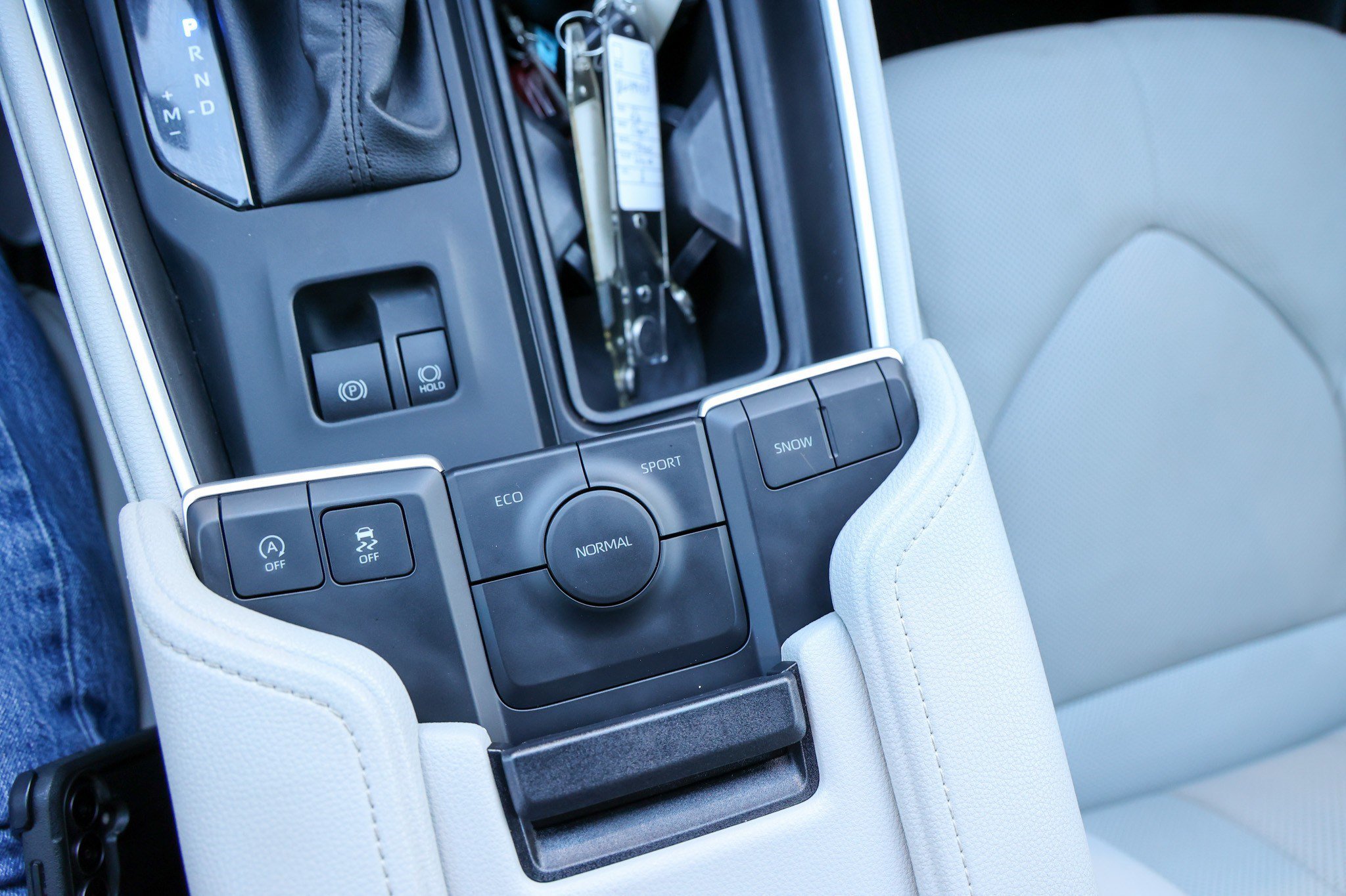 Certified 2024 Toyota Grand Highlander FWD image 25