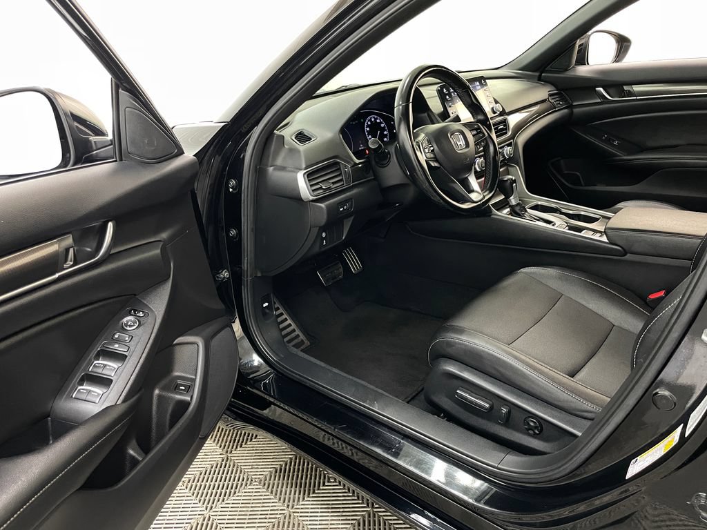 Used 2020 Honda Accord Sport image 18
