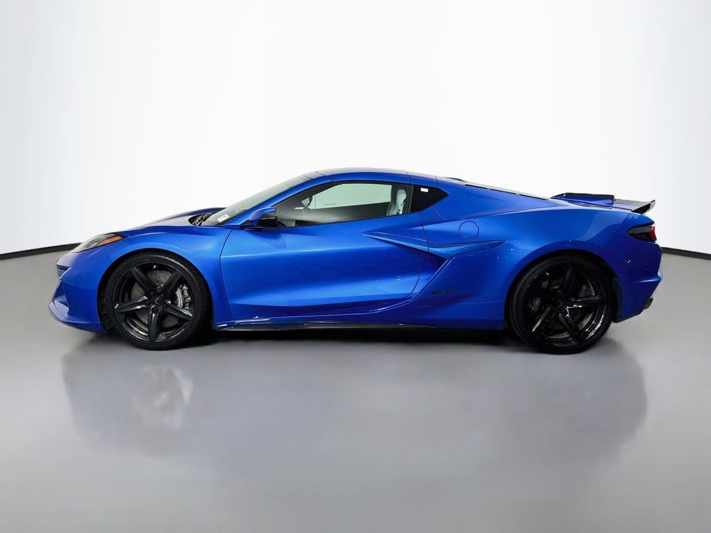 Used 2025 Chevrolet Corvette E-Ray w/ ZER Performance Package AWD/4WD image 4