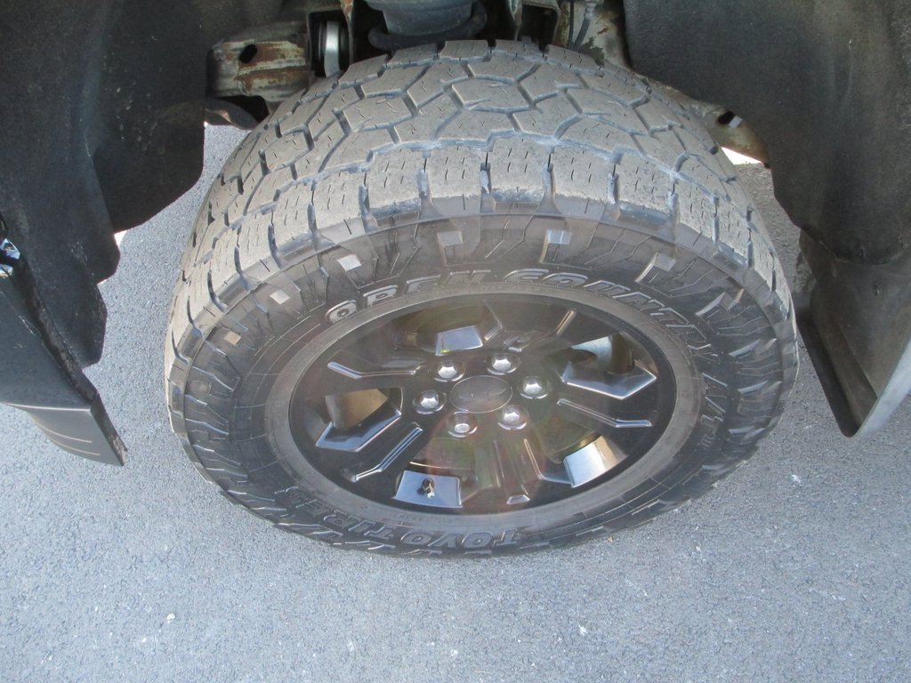 Used 2015 Chevrolet Silverado 1500 LTZ Z71 w/ Midnight Edition image 14