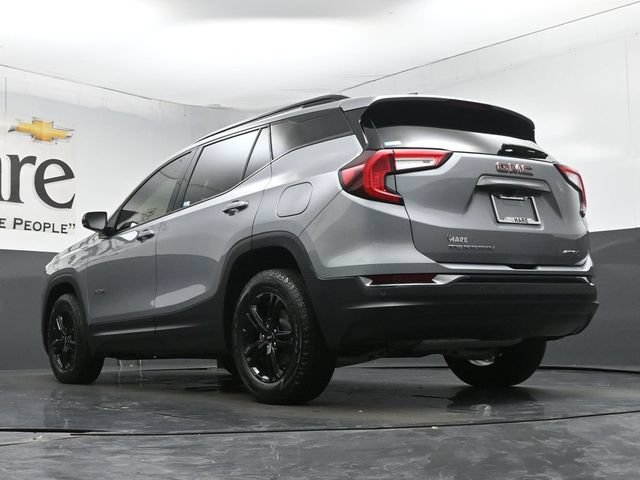 Used 2024 GMC Terrain AT4 AWD/4WD image 5