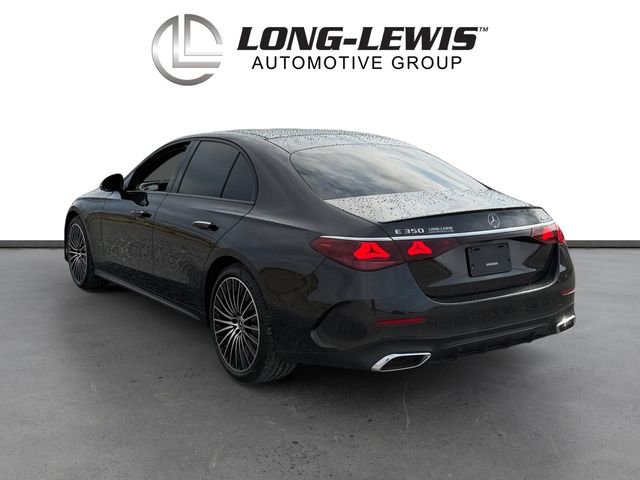 Used 2025 Mercedes-Benz E 350 4MATIC Sedan image 3