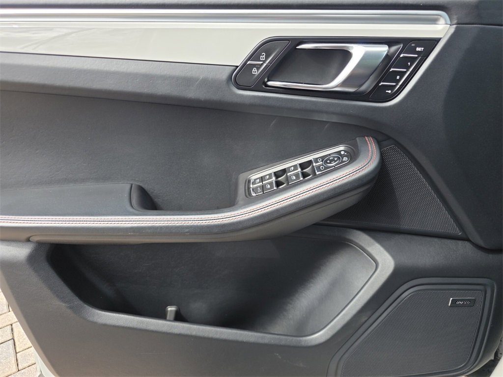 Used 2021 Porsche Macan GTS image 27