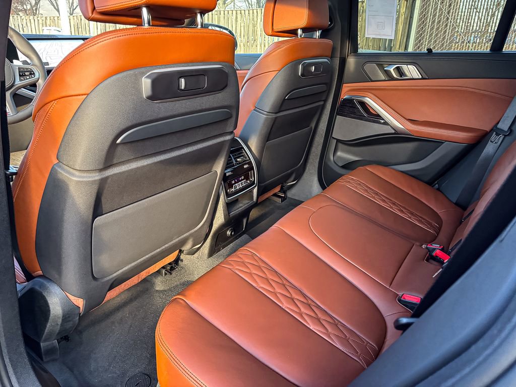 New 2026 BMW X6 M60i image 36