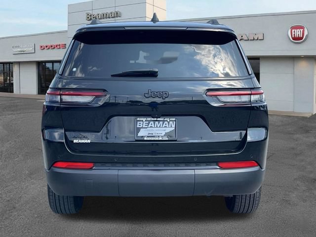 Used 2025 Jeep Grand Cherokee L Altitude AWD/4WD image 6