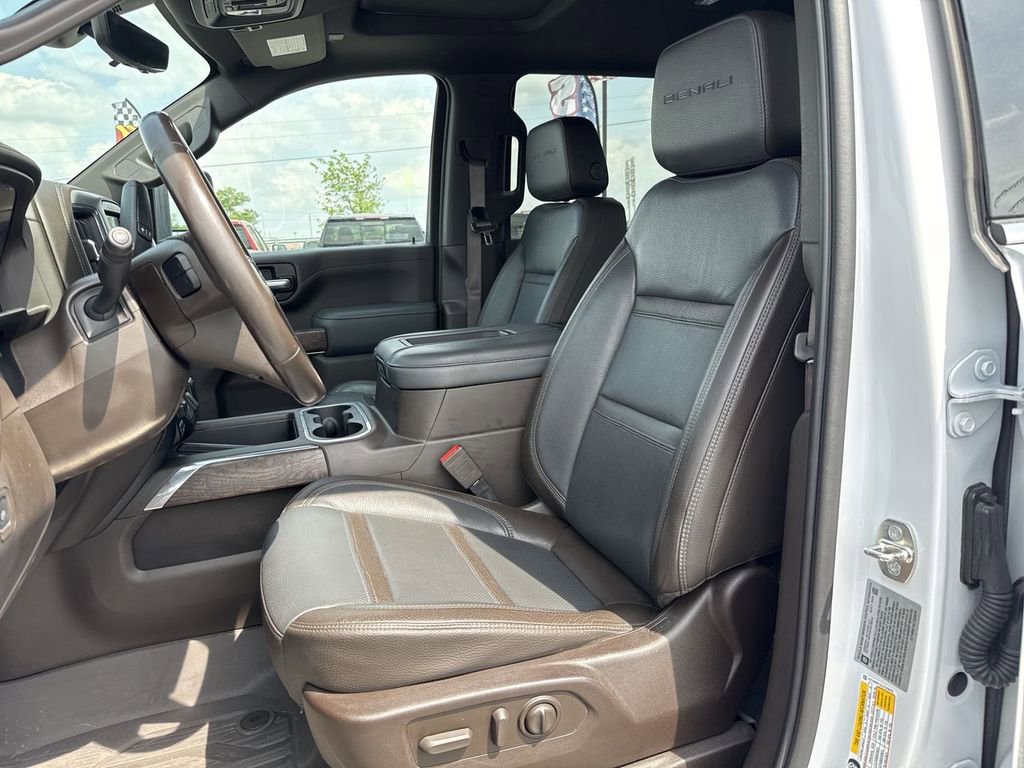 Used 2020 GMC Sierra 2500 Denali w/ Denali Ultimate Package AWD/4WD image 21