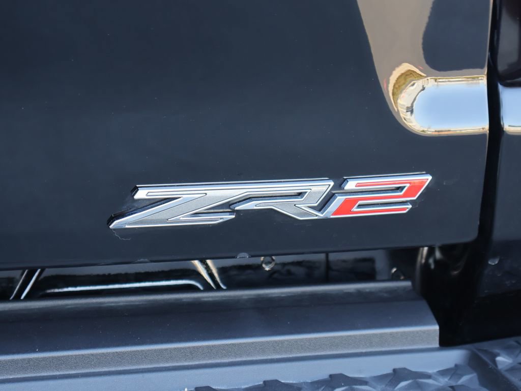 Used 2024 Chevrolet Colorado ZR2 w/ ZR2 Convenience Package III image 9
