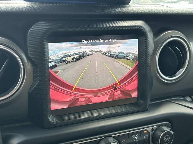 Used 2023 Jeep Wrangler Unlimited Rubicon w/ Cold Weather Group image 38