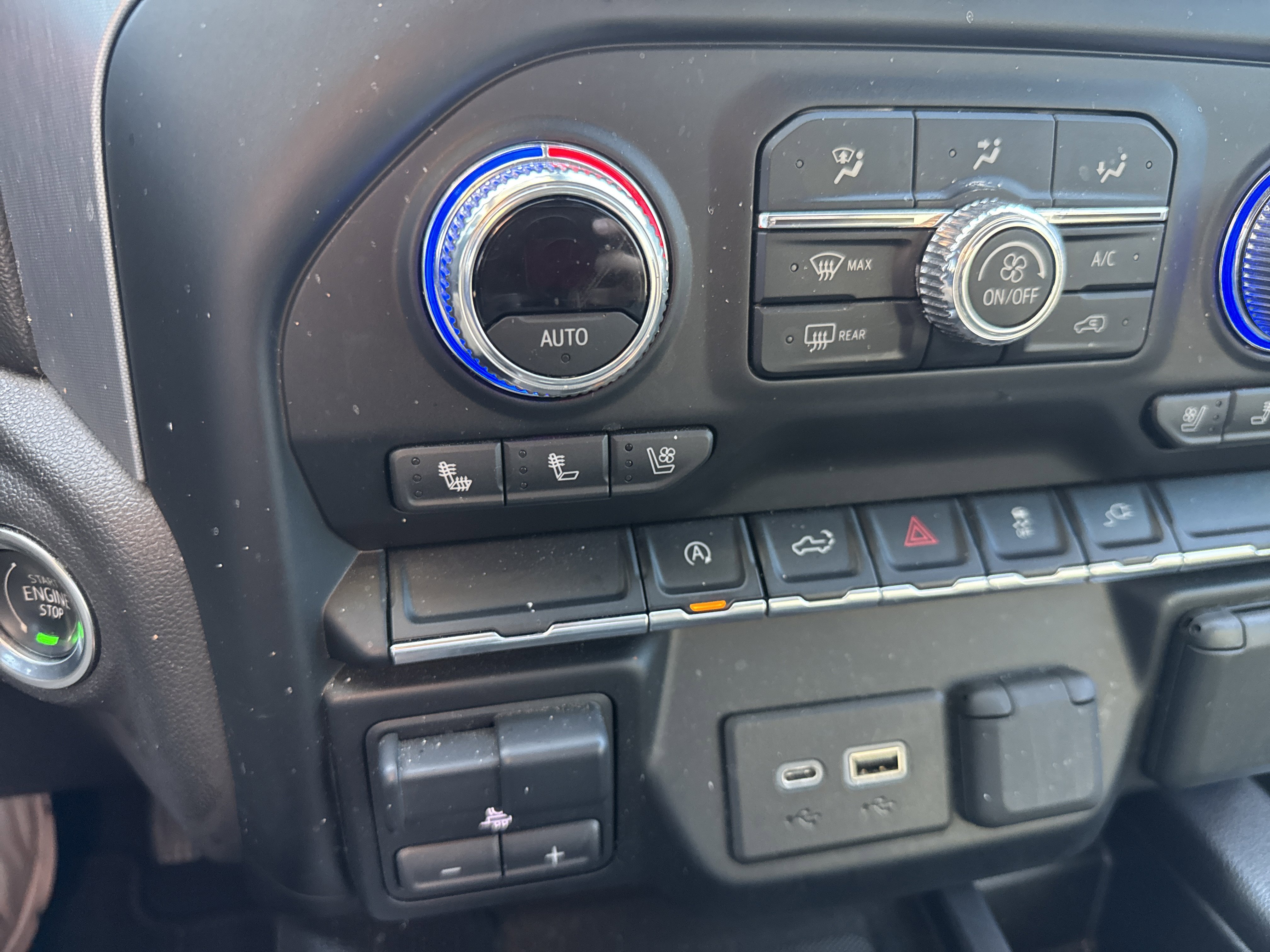 Used 2020 GMC Sierra 1500 SLT w/ SLT Convenience Package image 28