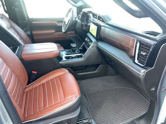Used 2025 GMC Sierra 1500 Denali Ultimate image 3