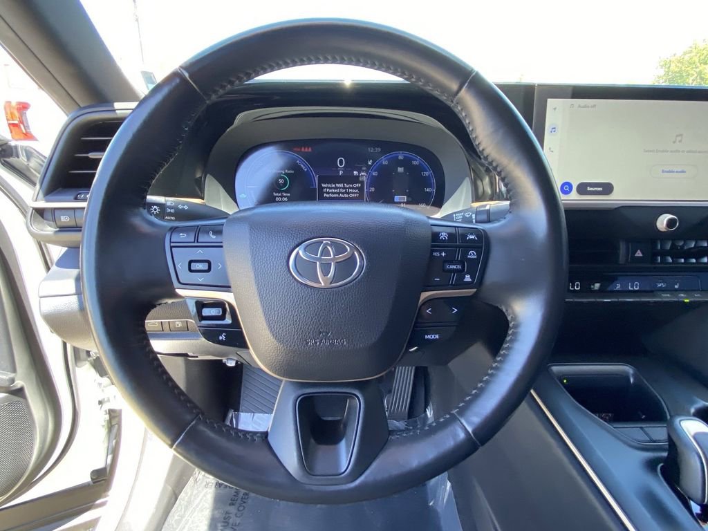 Certified 2023 Toyota Crown XLE image 26