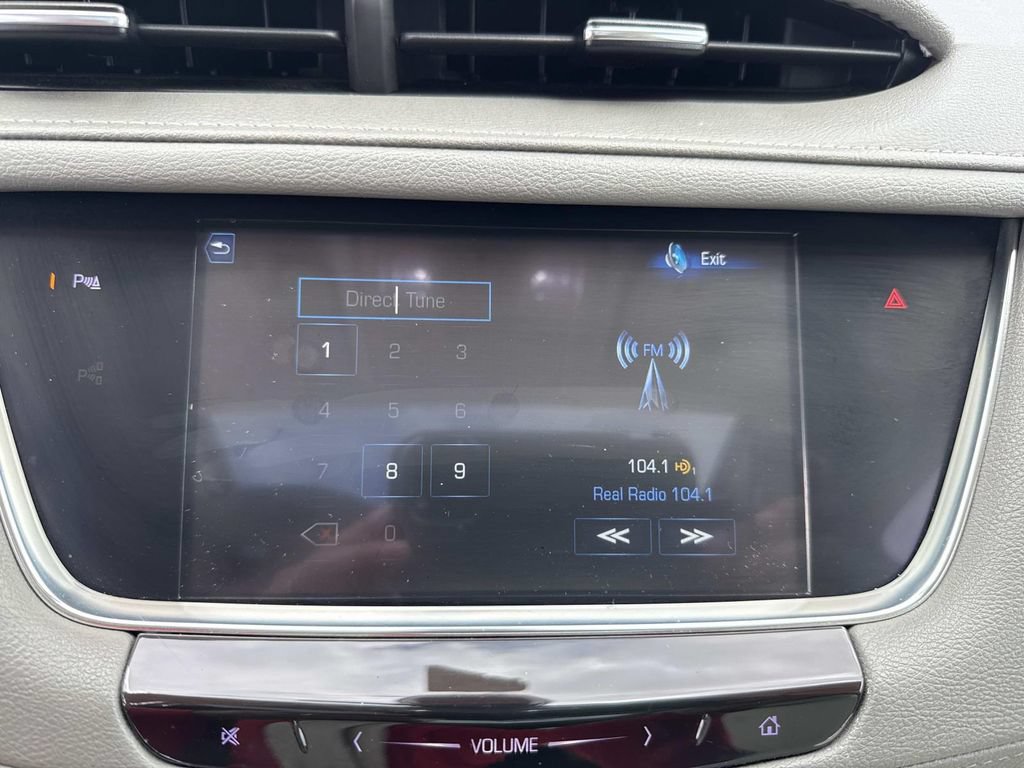 Used 2018 Cadillac XT5 Luxury w/ Driver Awareness Package FWD image 31