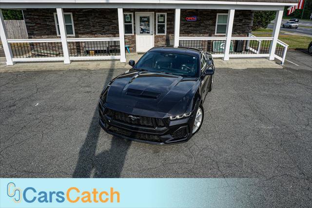 Used 2024 Ford Mustang GT Premium image 3