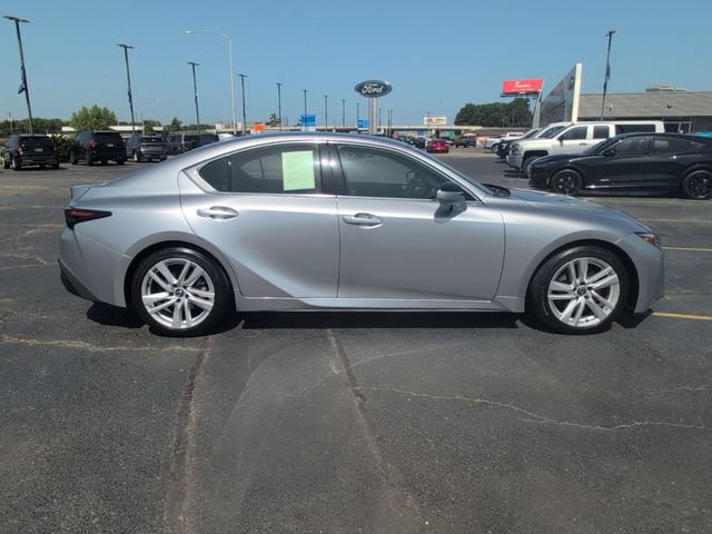 Used 2023 Lexus IS 300 w/ Comfort Package RWD image 9