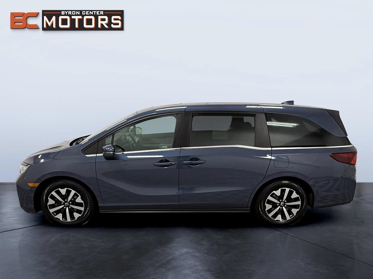 Used 2025 Honda Odyssey EX-L image 3
