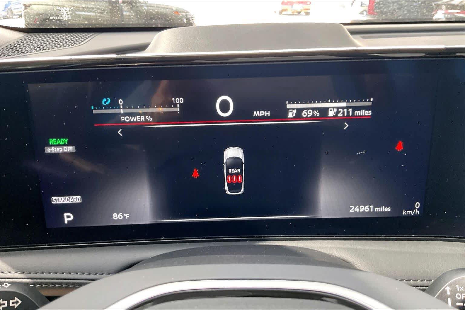Used 2024 Nissan Ariya AWD image 24