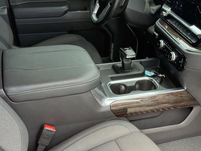 Used 2024 GMC Sierra 1500 Elevation RWD image 17