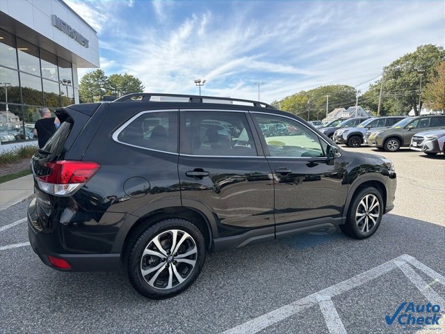 Used 2023 Subaru Forester Limited image 9