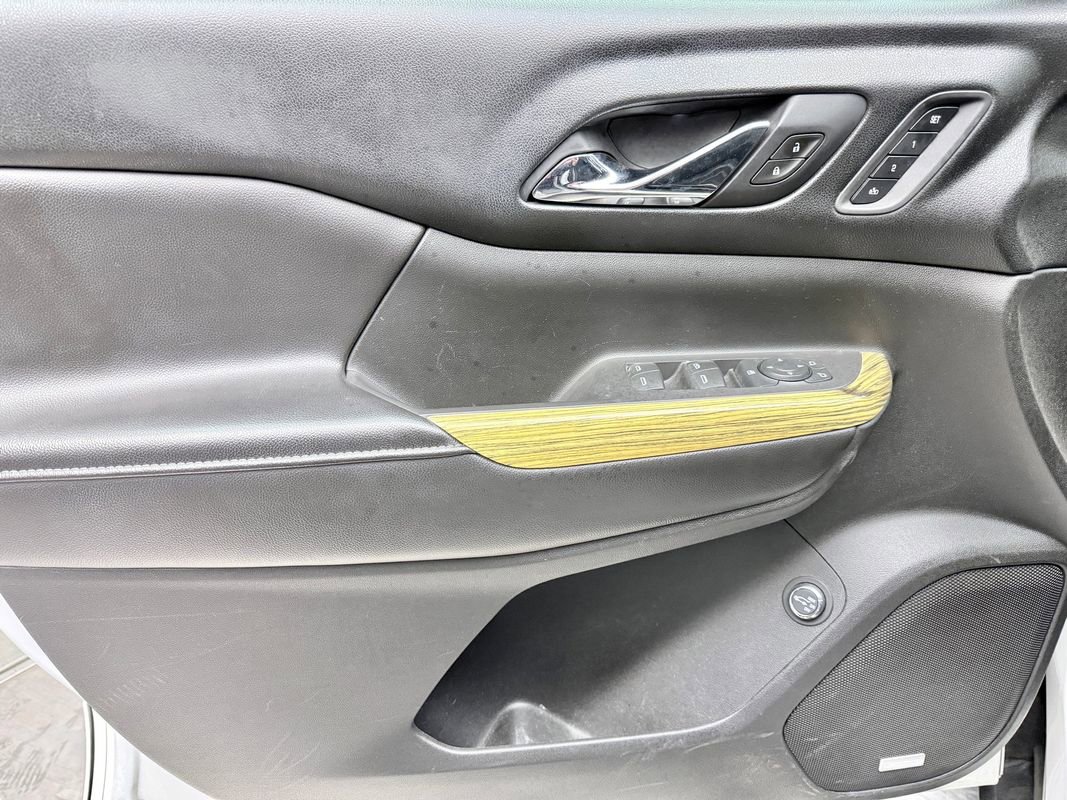 Used 2018 GMC Acadia Denali w/ Technology Package image 15