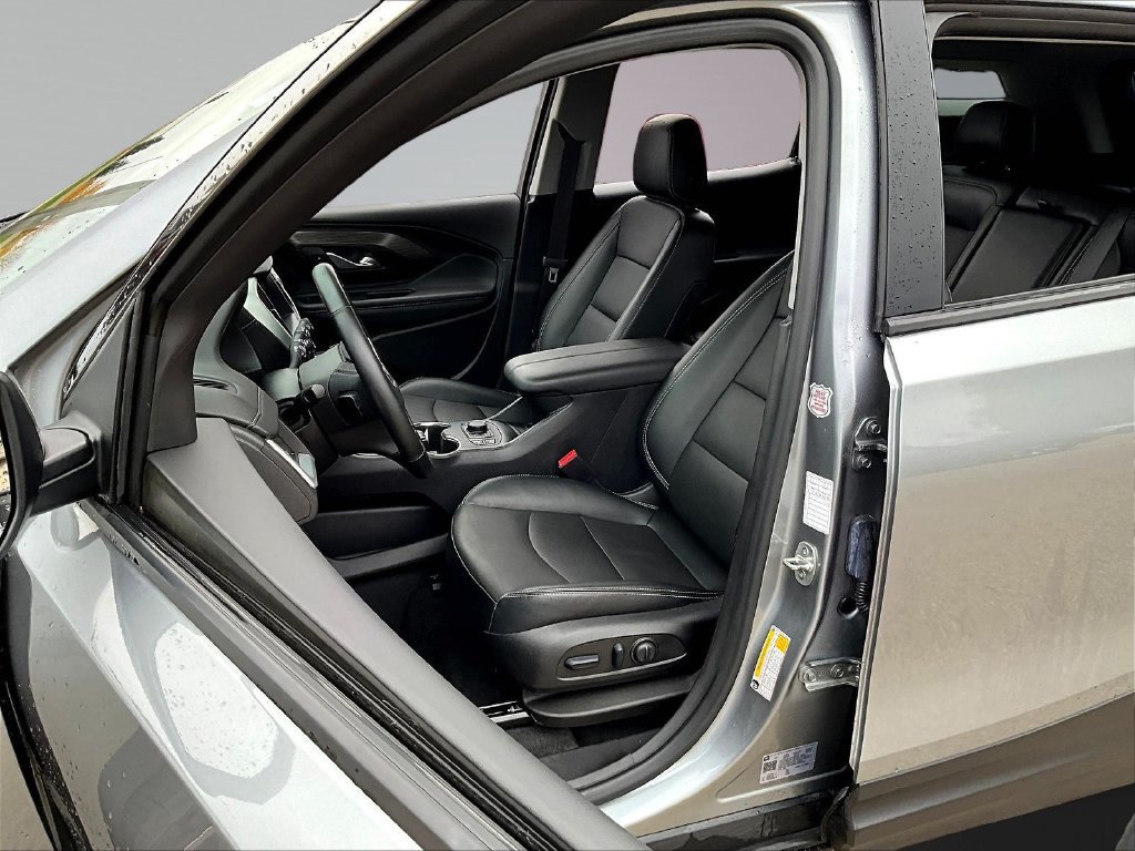 Used 2023 GMC Terrain SLT AWD/4WD image 26