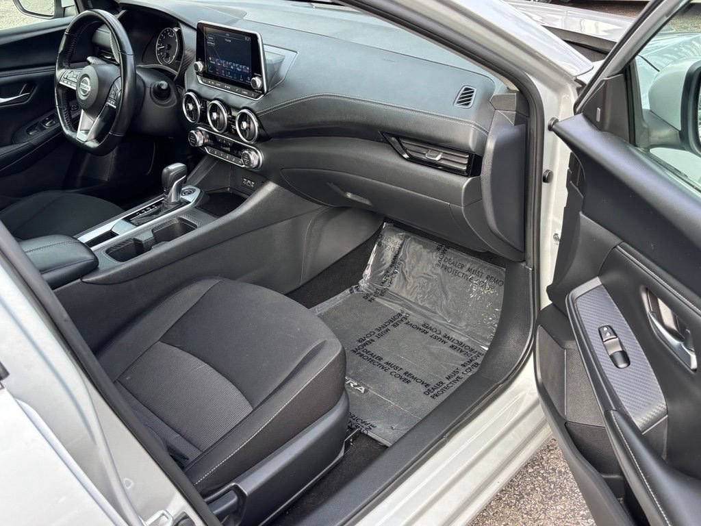 Certified 2023 Nissan Sentra SV w/ All-Weather Package FWD image 32