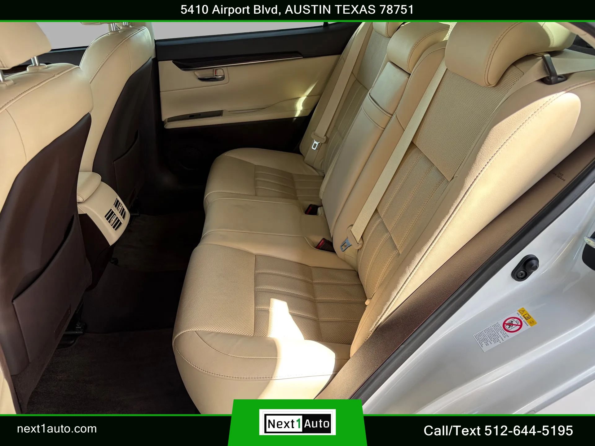 Used 2018 Lexus ES 350 w/ Luxury Package w/Wood Trim FWD image 26