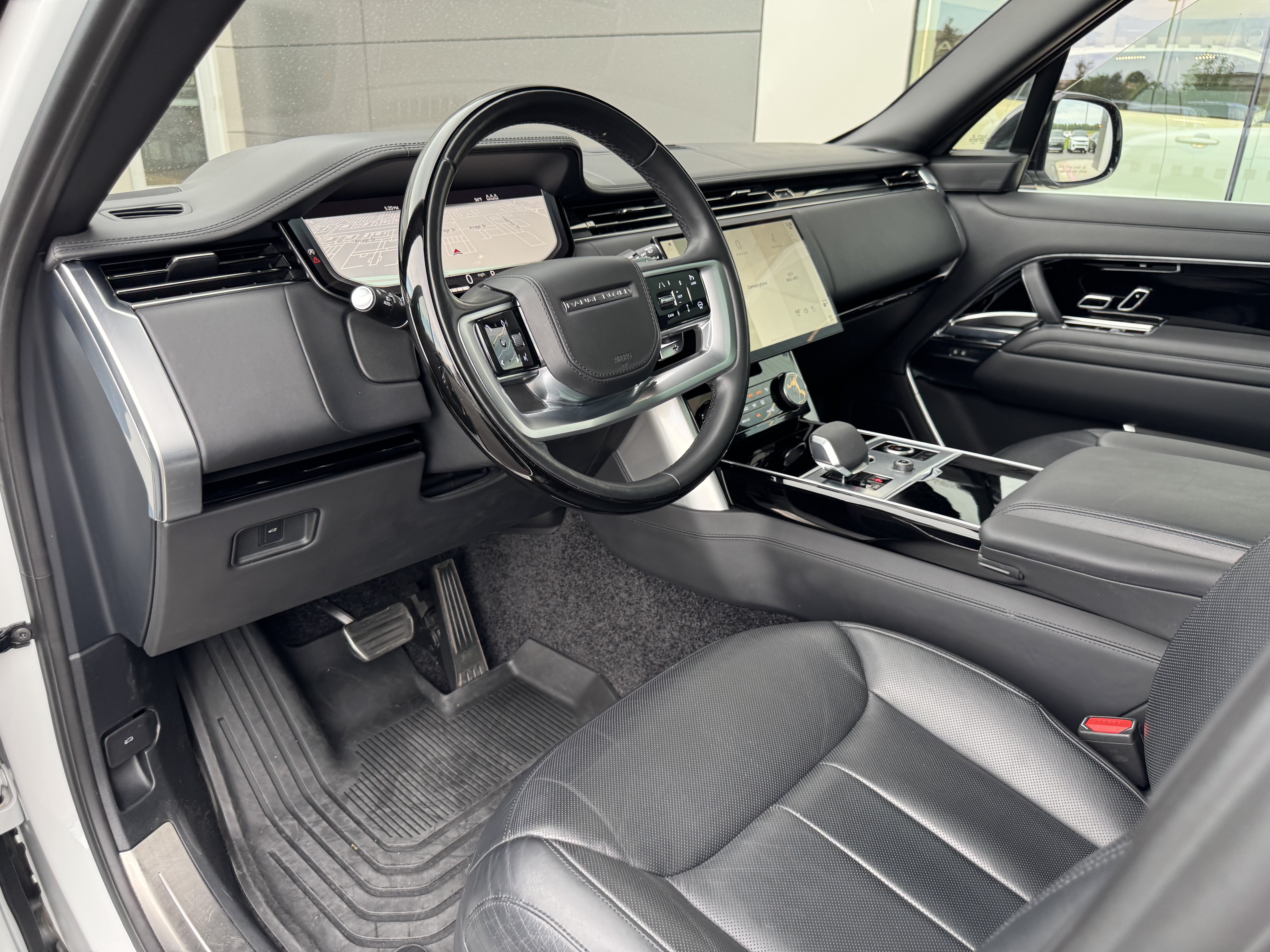 Certified 2023 Land Rover Range Rover Long Wheelbase Autobiography AWD/4WD image 12