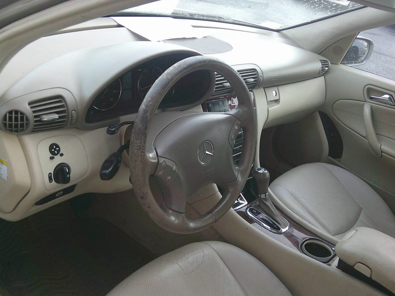 Used 2005 Mercedes-Benz C 240 4MATIC Sedan image 8