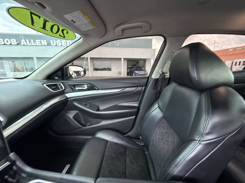 Used 2017 Nissan Maxima SR FWD image 23