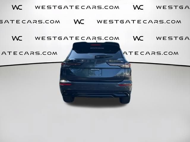 New 2026 Mitsubishi Outlander SEL Black Edition FWD image 8