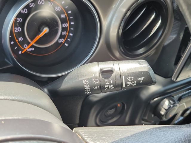 Used 2018 Jeep Wrangler Unlimited Sport AWD/4WD image 26